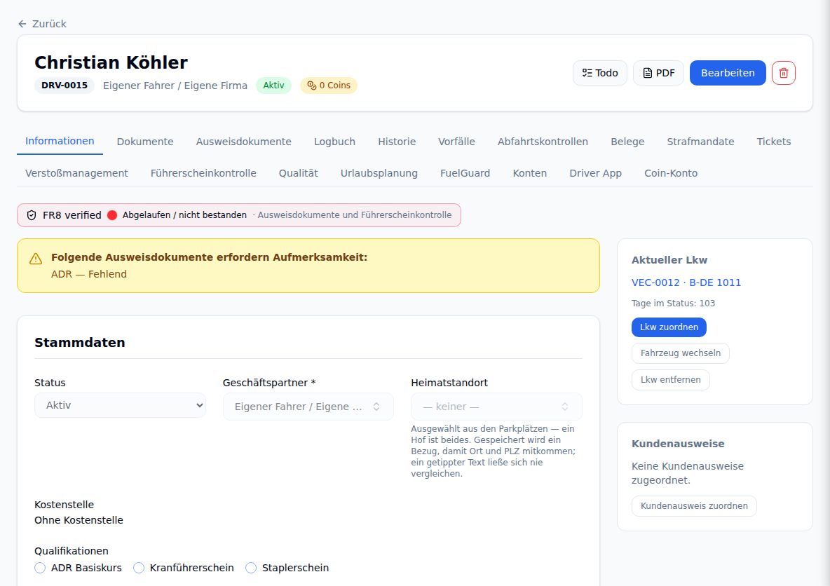 Fahrerakte mit Reitern und Warnung zu fehlendem Dokument